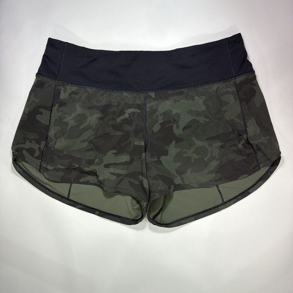 Lululemon Women’s High Waisted 4” Green Camouflage Speed Up Shorts Size 8 Tall